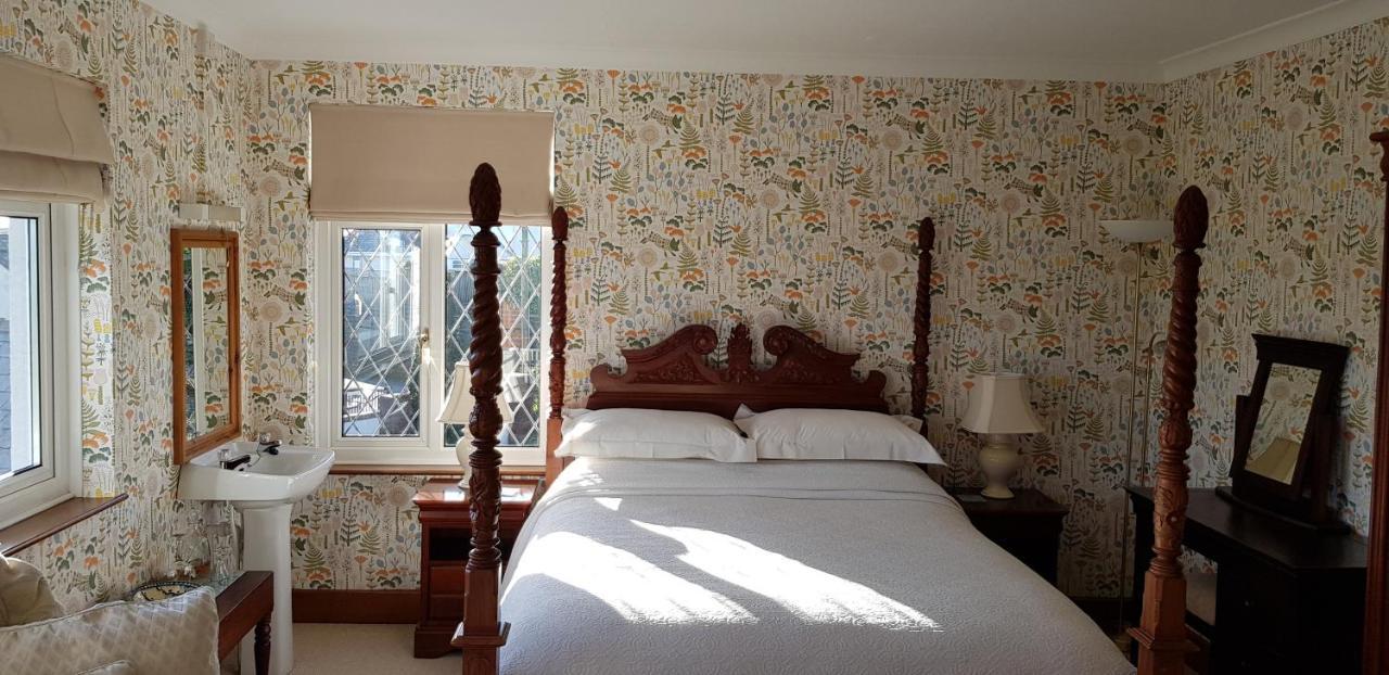 Bed and Breakfast Wychwood House Penally Zewnętrze zdjęcie