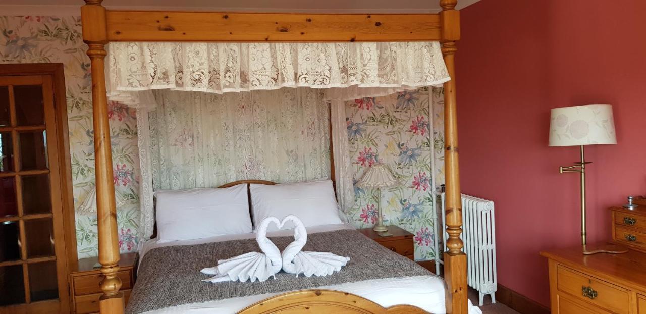 Bed and Breakfast Wychwood House Penally Zewnętrze zdjęcie