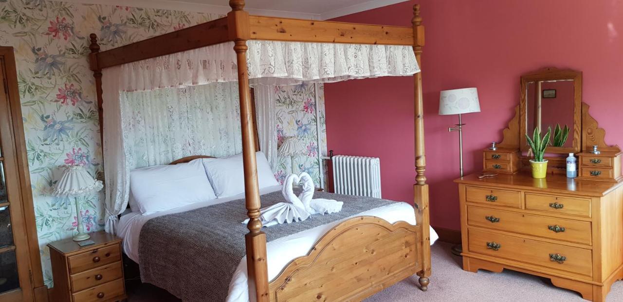 Bed and Breakfast Wychwood House Penally Zewnętrze zdjęcie